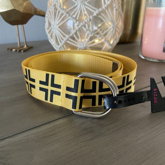 No Boundaries Accessories - New: XL - 3XL Womens Adjustable Geometric Yellow Print Web Belt